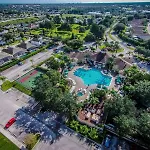 4 Bedroom Pool Home Minutes From All The Major Attractions
