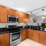 Charming 4Br Family Townhouse Inside Disney Resort Area
