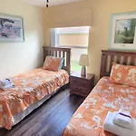 Rocco\'S Retreat
