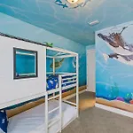 Energetic Bright 9 Bdrm Villa With Theater At Encore