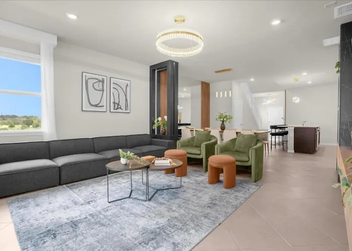 7 Bedrooms- 5,5 Bathrooms- Windsor Cay1301Er