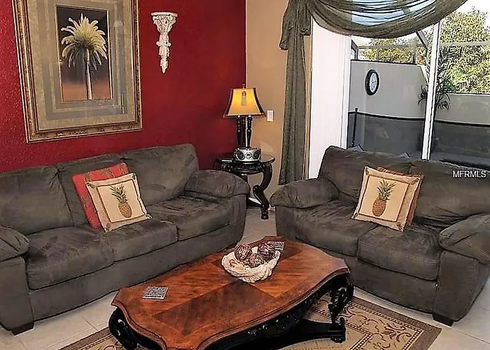 7667 Os Townhouse
