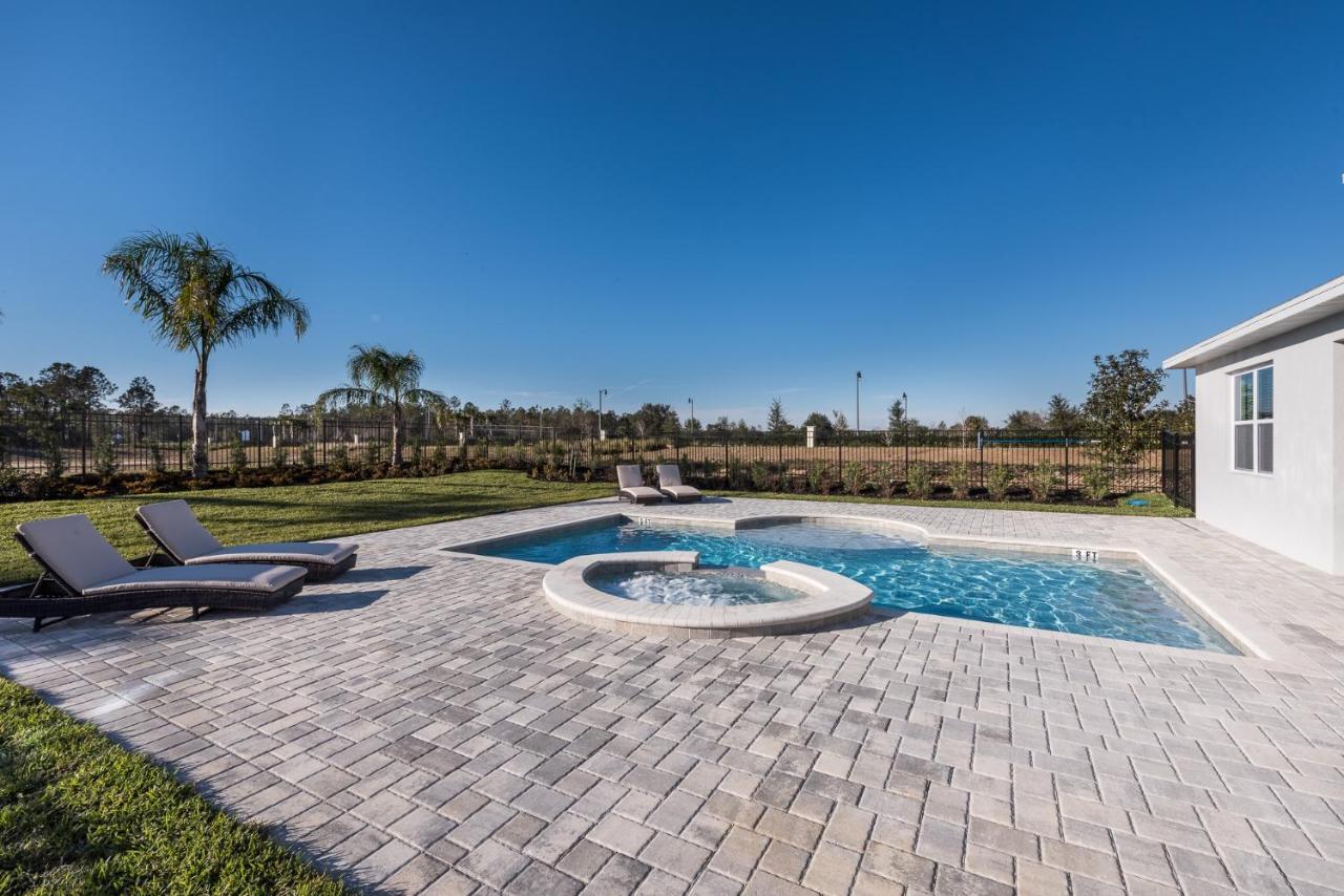 Encore 5 Bedroom Vacation With Pool Holiday home Orlando