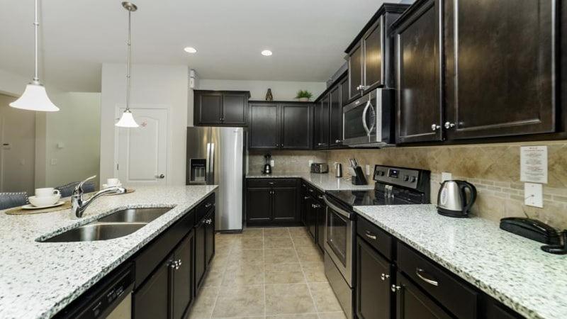 Stunning 8 Bedroom 6 Bath Pool At Windsor At Westside *