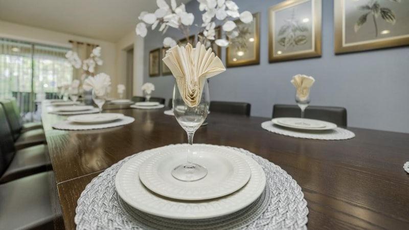 Holiday home Stunning 8 Bedroom 6 Bath Pool At Windsor At Westside Orlando