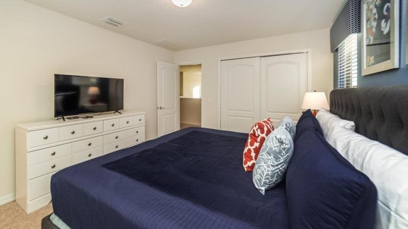 Holiday home Stunning 8 Bedroom 6 Bath Pool At Windsor At Westside Orlando