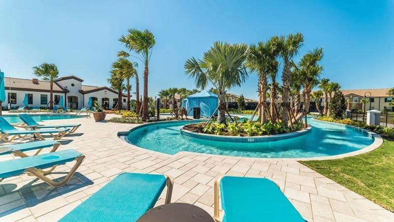 Holiday home Stunning 8 Bedroom 6 Bath Pool At Windsor At Westside