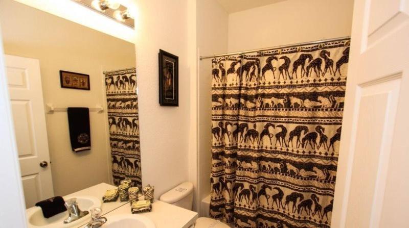 Holiday home Lovely 4 Bed 4 Bath Pool In Windsor Hills Orlando