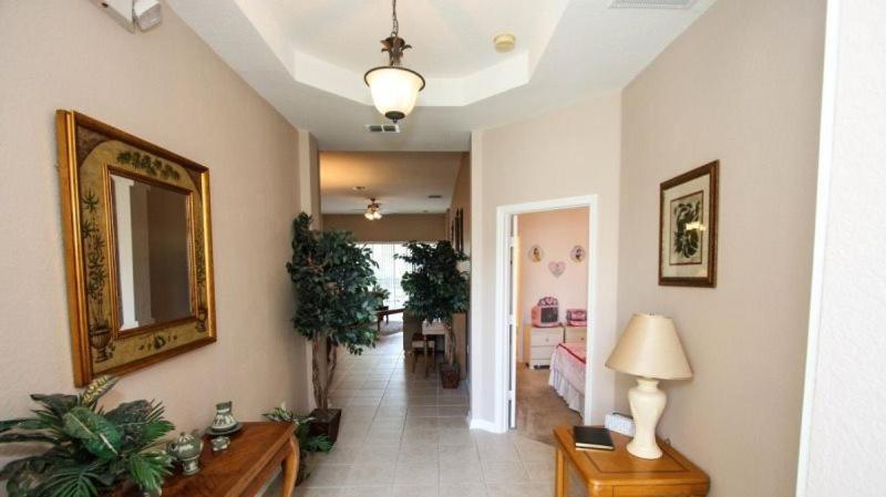 Lovely 4 Bed 4 Bath Pool In Windsor Hills Holiday home