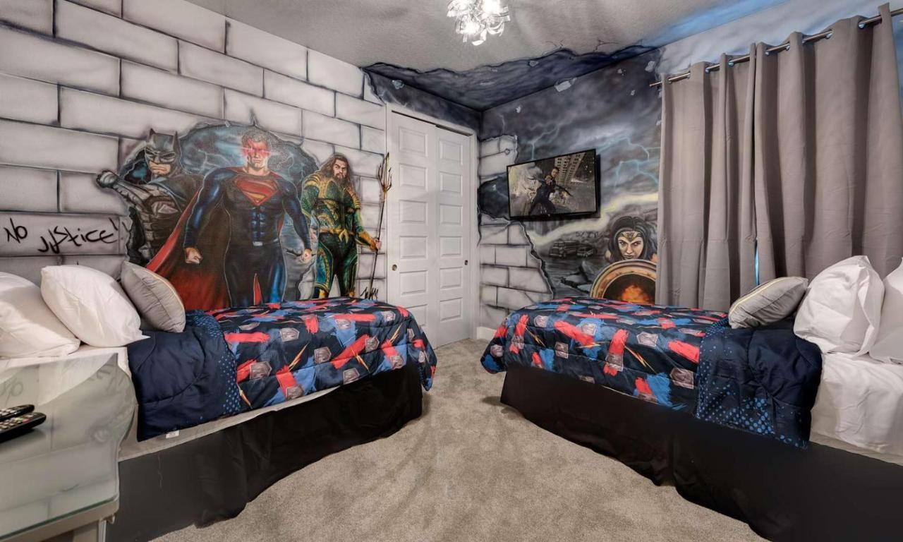Breathtaking 8 Bdrm With Superhero Themed Bedroom At Encore