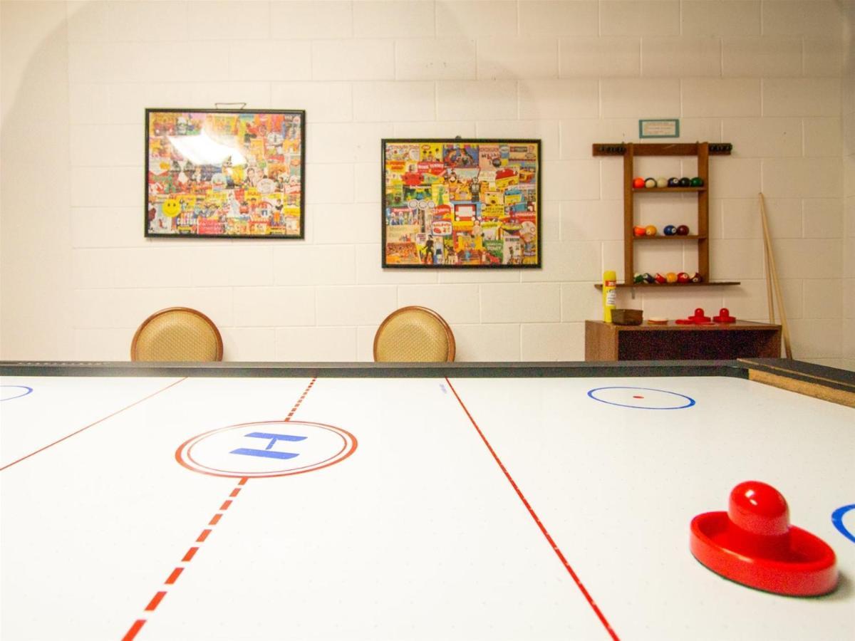 Florida Dream Homes: Poolside Paradise With Game Orlando