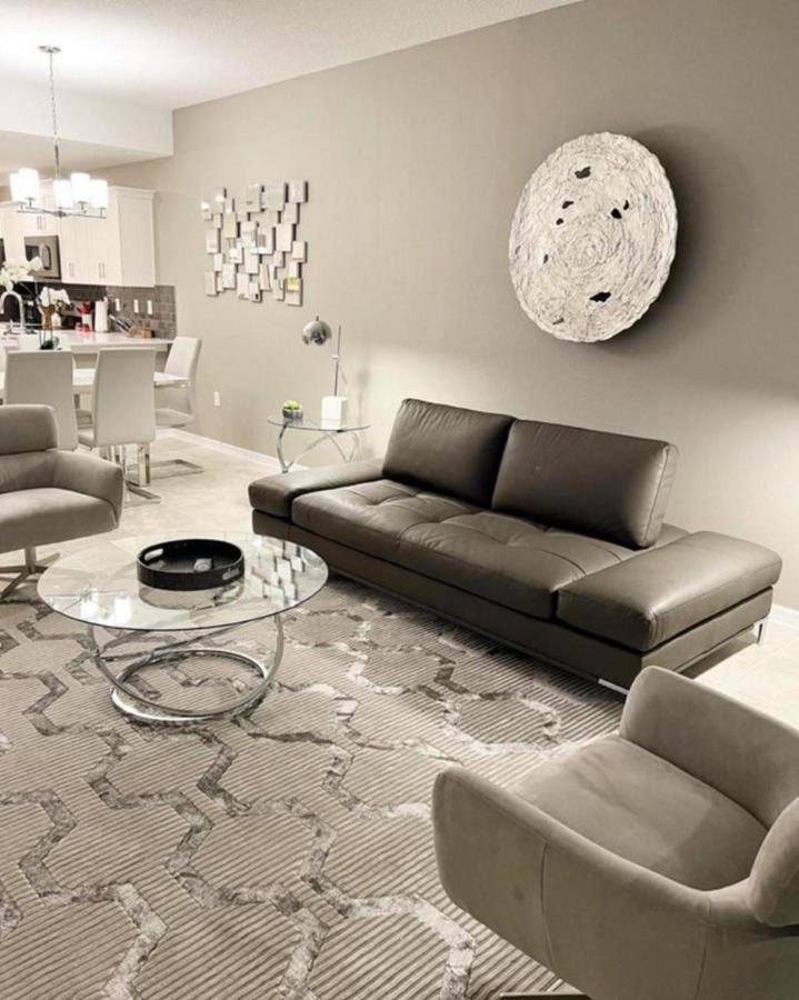 Storey By Shine Holiday home *
