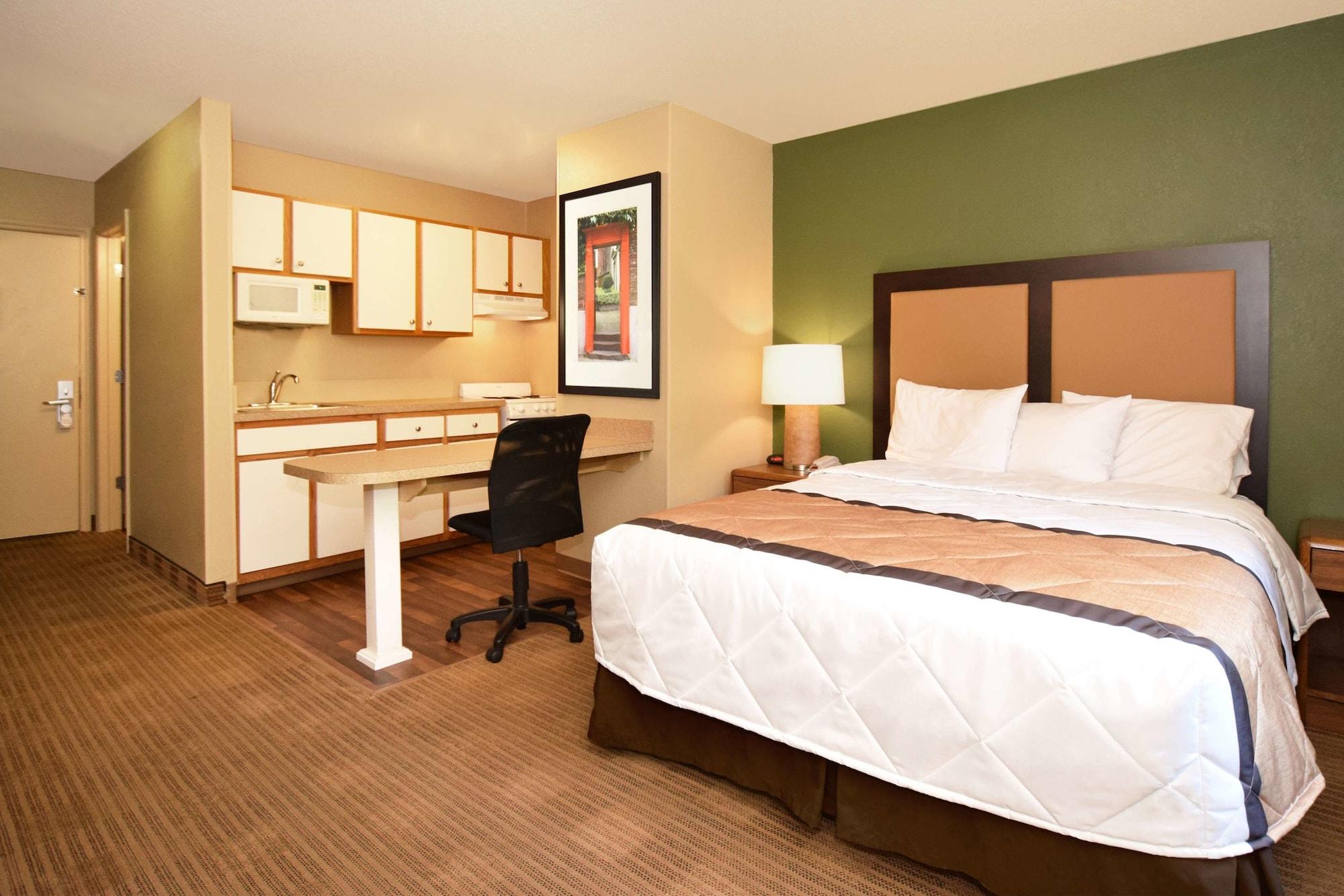 Extended Stay America Suites - Orlando - Orlando Theme Parks - Vineland Rd 2* Orlando