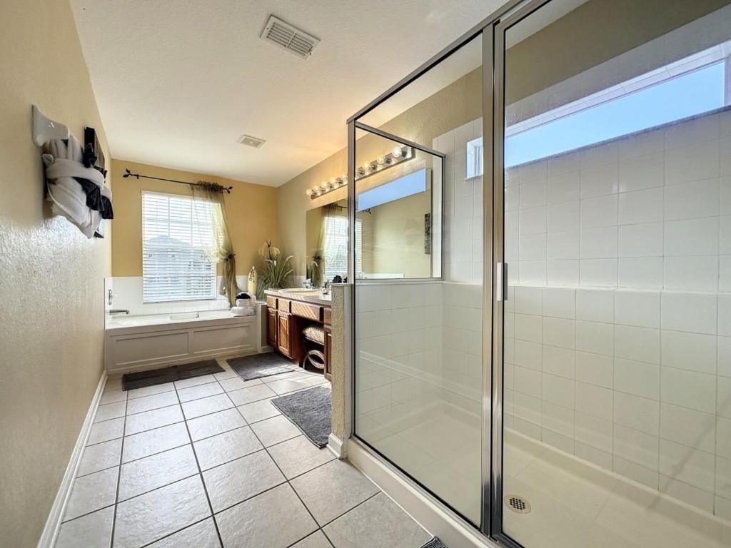 Amazing 6 Bedroom With A View * Orlando