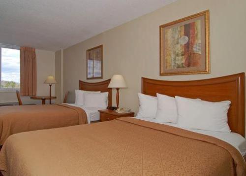 Hotel Quality & Near The Theme Parks 3*