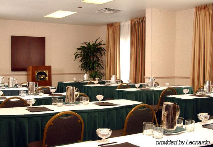 Hotel Fairfield Airport Orlando