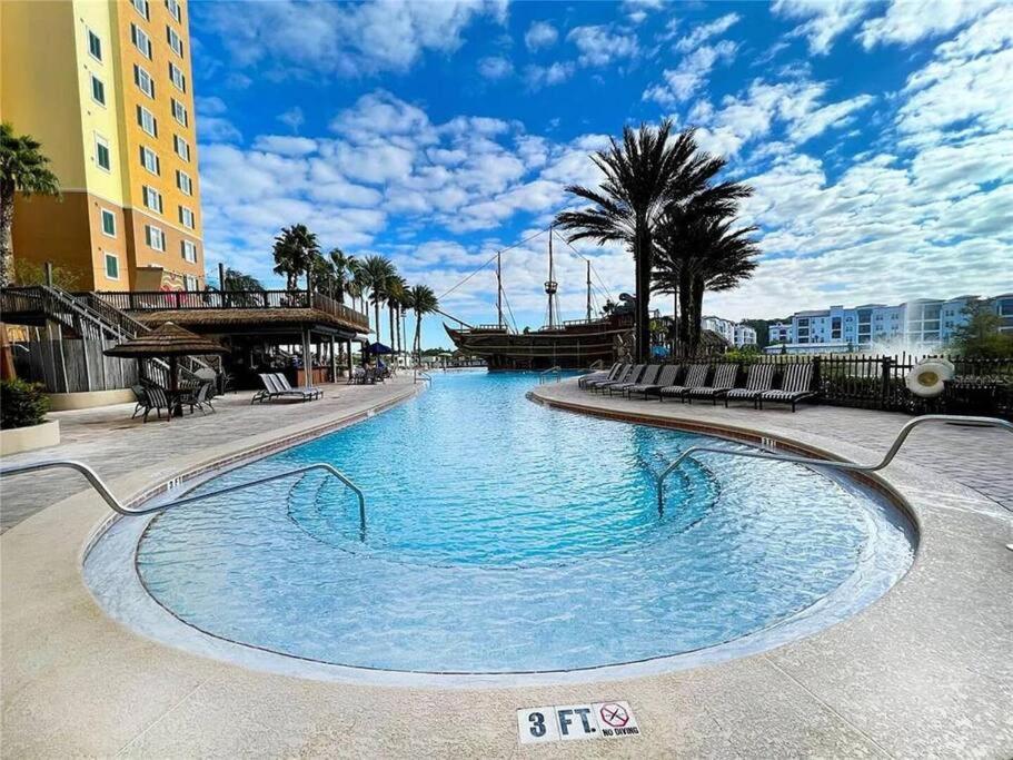Elegant Retreat Near Disney Orlando