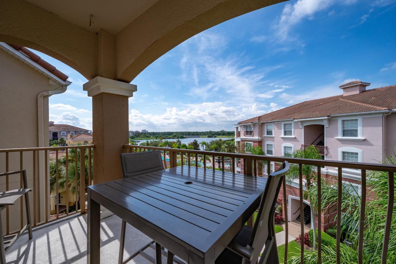 Apartment Vista Cay Lakeview Chic Next To Pool Near Theme Parks Walk To The Convention Center *