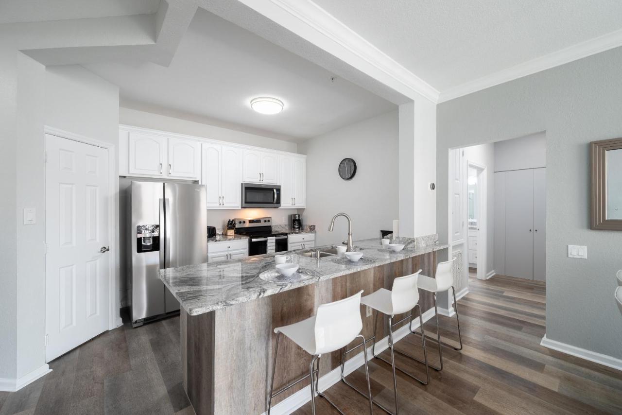 Apartment Vista Cay Lakeview Chic Next To Pool Near Theme Parks Walk To The Convention Center