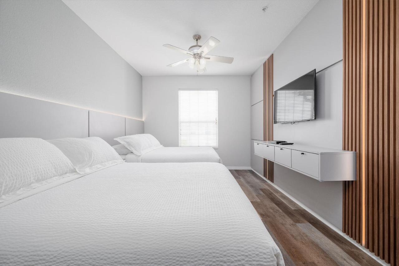 Apartment Vista Cay Lakeview Chic Next To Pool Near Theme Parks Walk To The Convention Center *