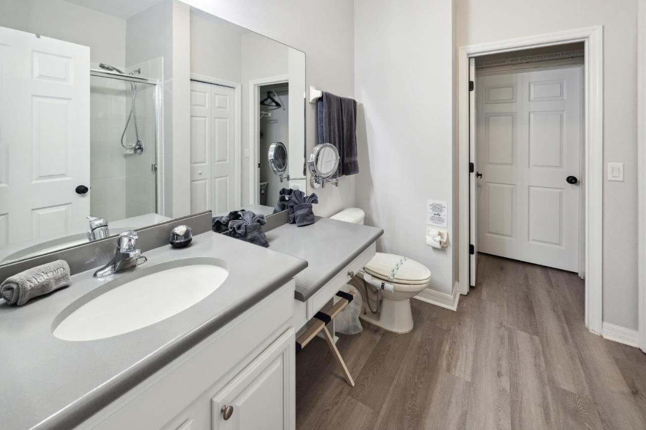 Amazing Themed Oasis 3br Near Parks Townhouse *