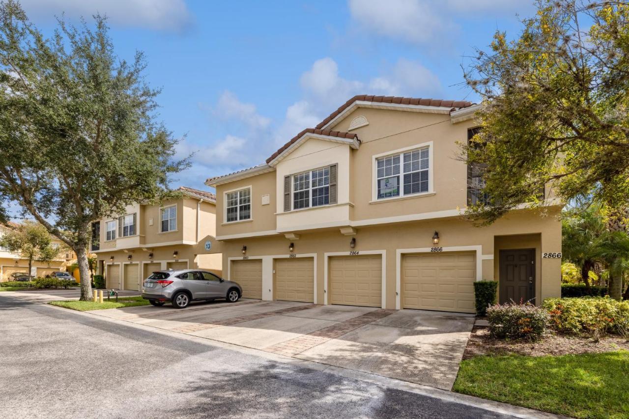 Amazing Themed Oasis 3br Near Parks Townhouse *