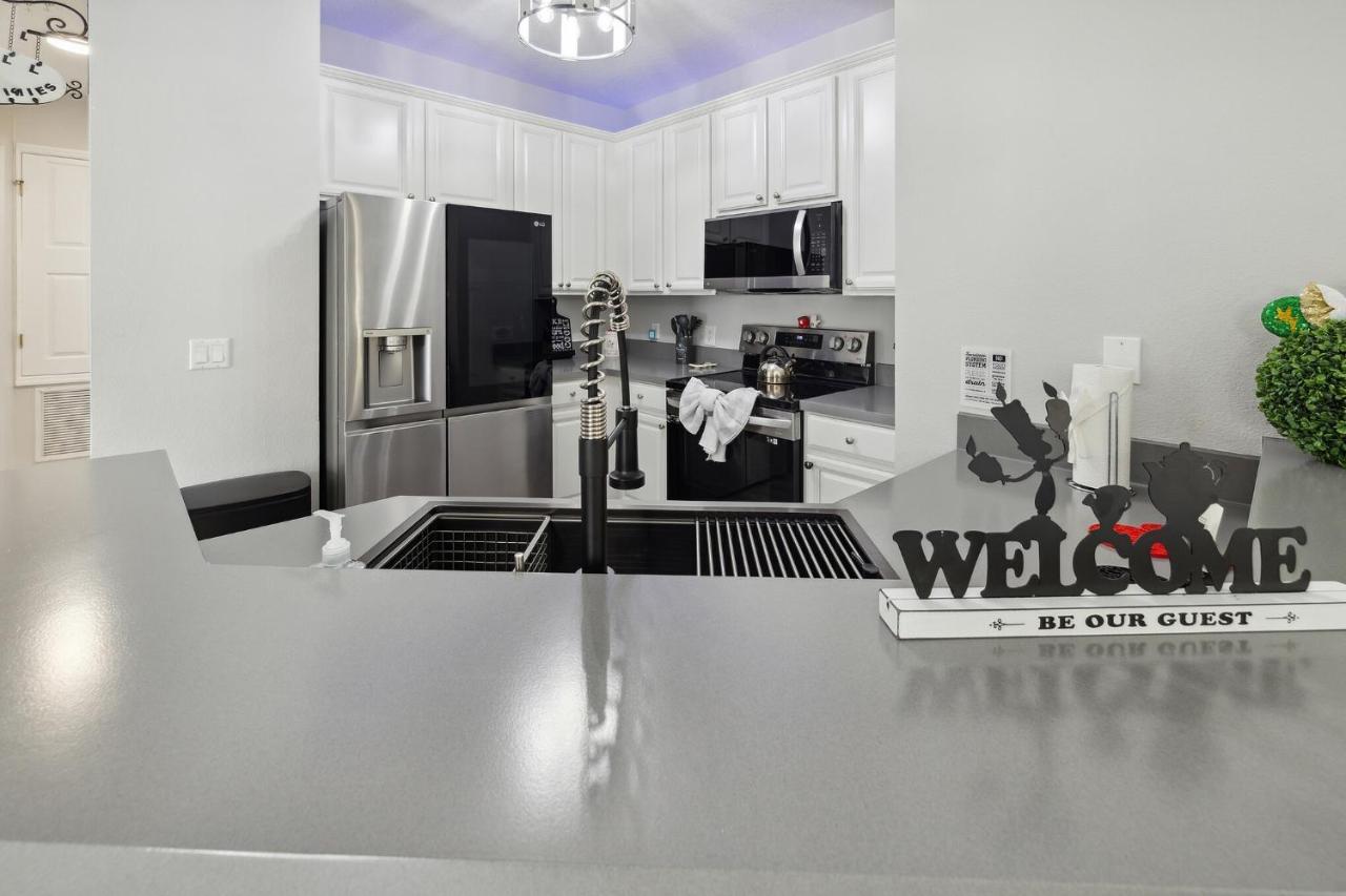 Amazing Themed Oasis 3br Near Parks Townhouse