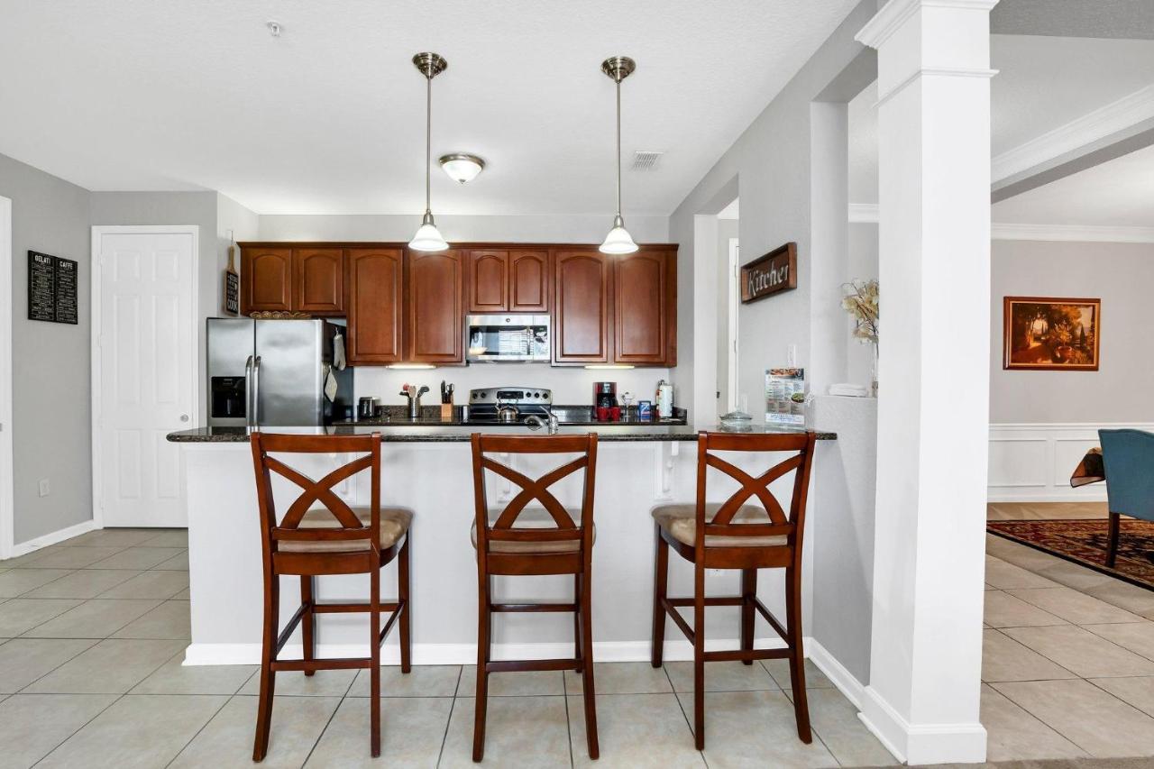 Vista Cay 3 Bed 2 Bt 202