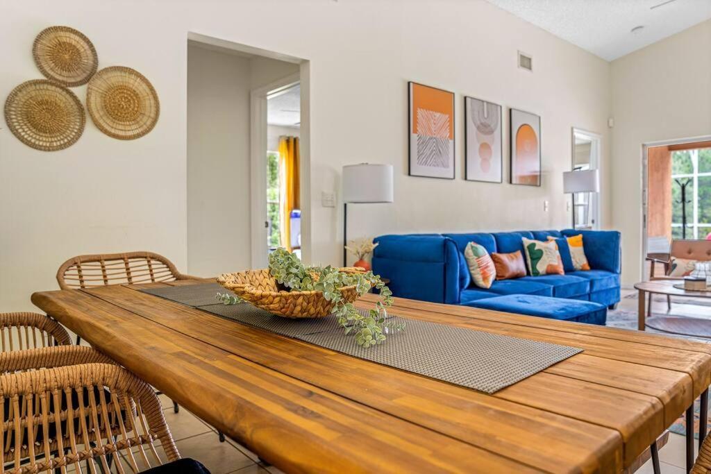 Splash Retreat:near Parks Orlando
