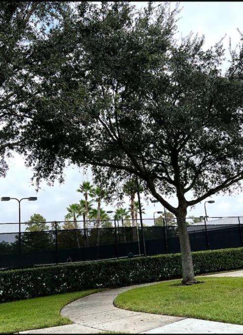 Parkside At Avalon Park *