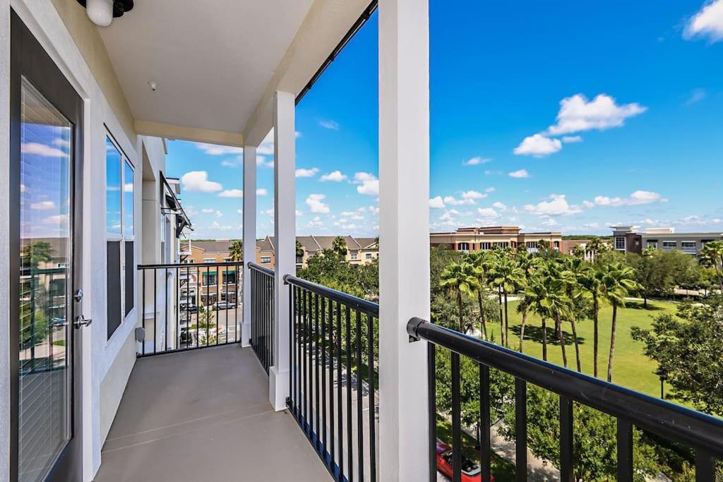 Parkside At Avalon Park Apartment
