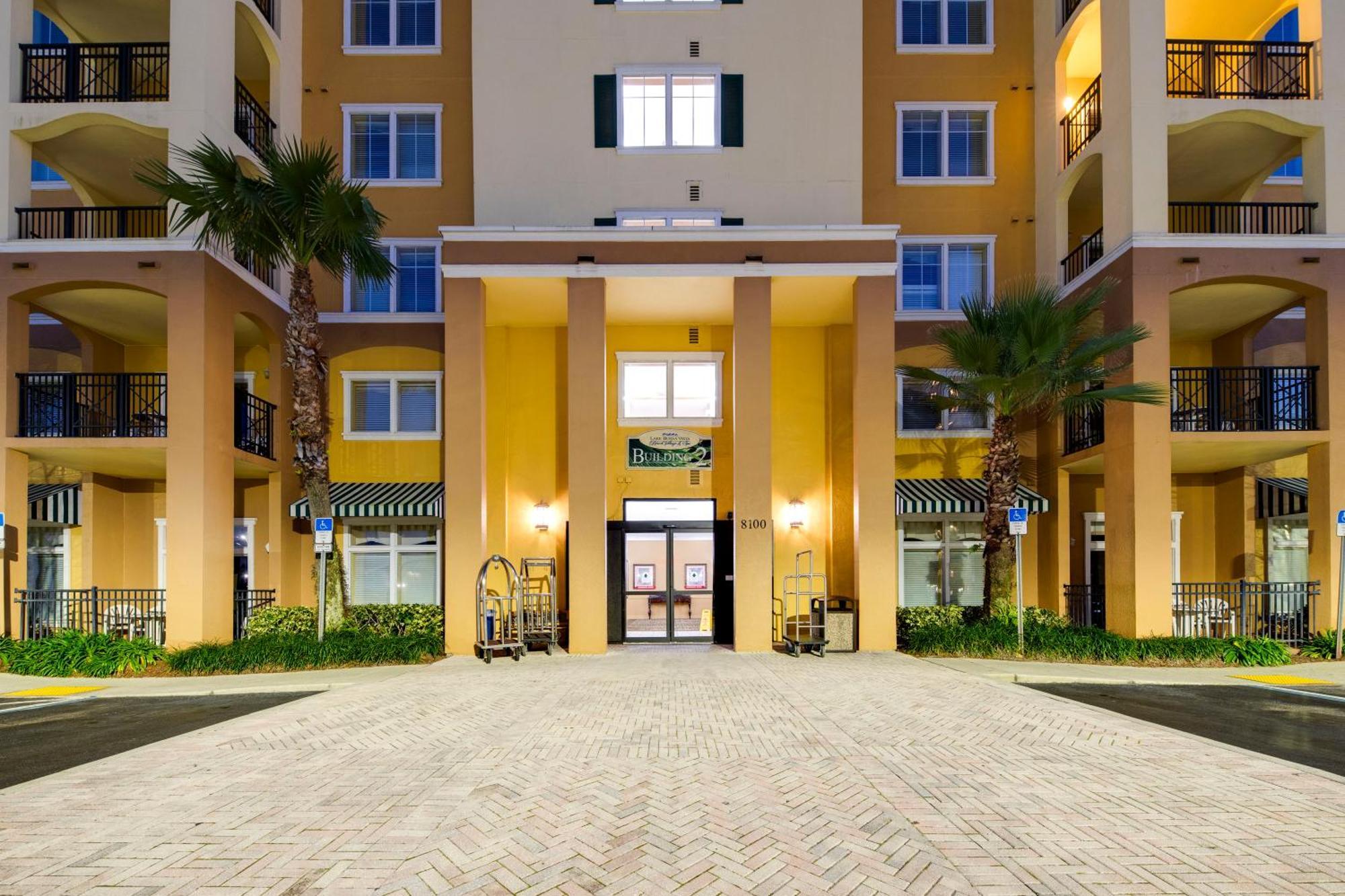 Elegant Retreat Near Disney Apartment *