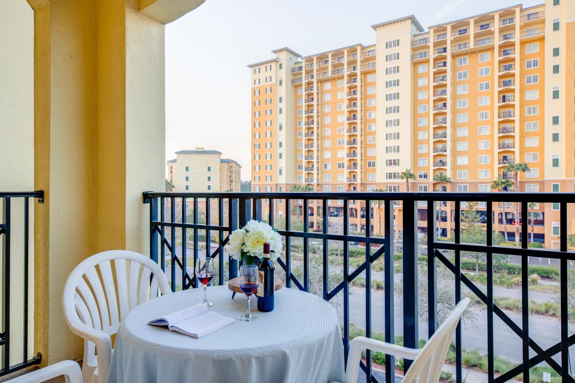 Elegant Retreat Near Disney Apartment Orlando