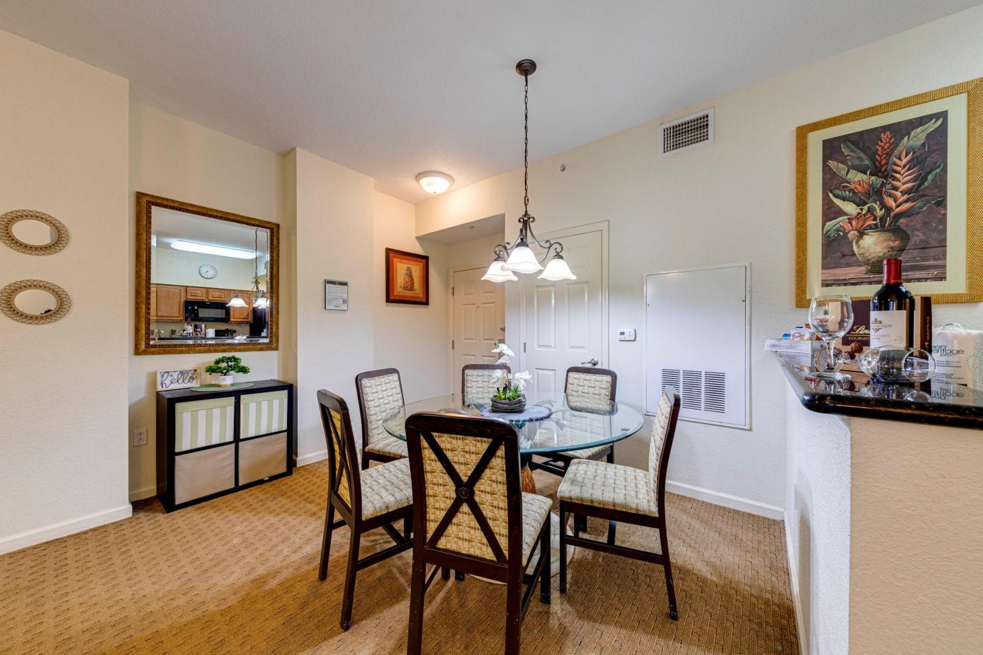 Apartment Elegant Retreat Near Disney Orlando
