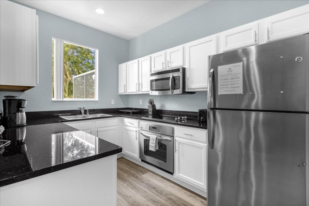 Holiday home 3 Bedrooms - 3 Bathrooms - Regal Oaks 5714 Dd *