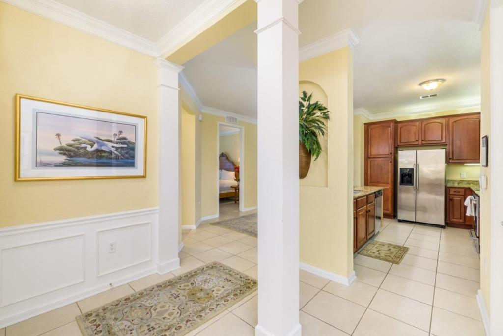 Apartment Gorgeous 3 Bed Lakeview, Vista Cay - 1010