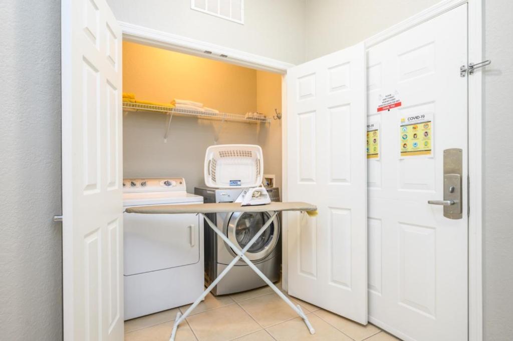 Vista Cay Deluxe Condo, Near The Parks! - 3002 Orlando
