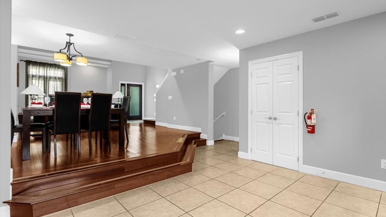 Chill And Relax! Spring Break Townhome By Disney! * Orlando