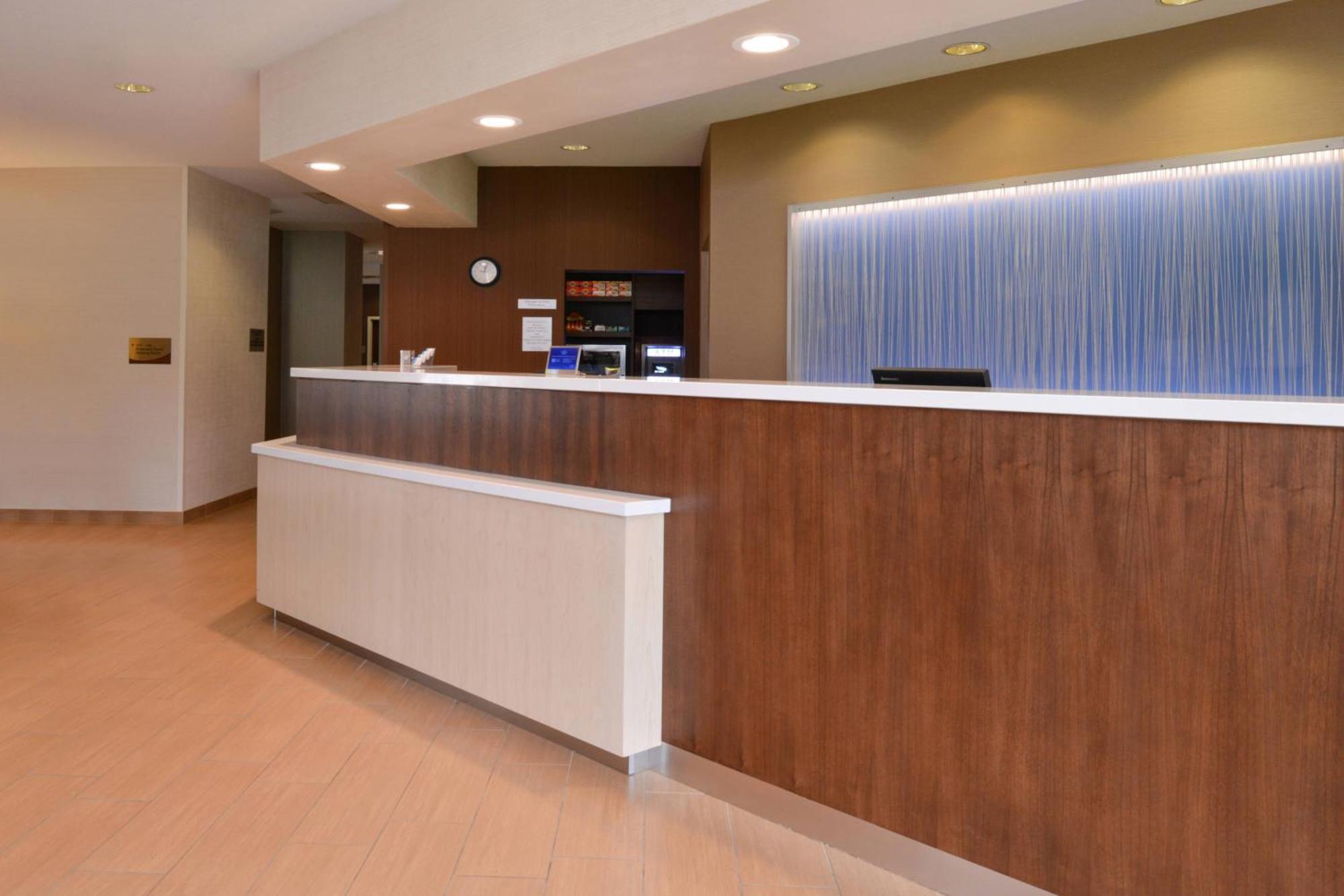 Fairfield Airport Hotel Orlando