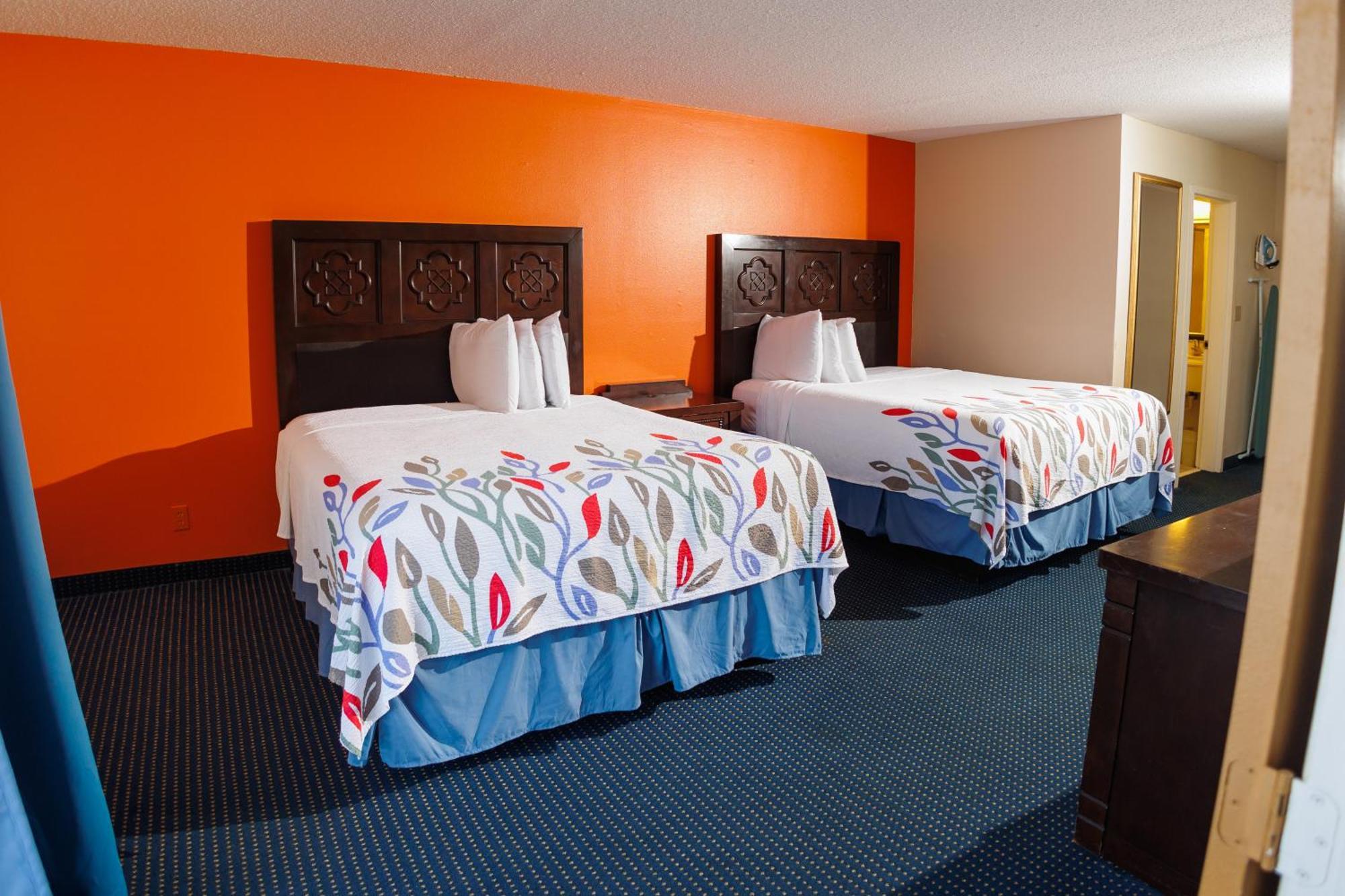 Garnet & Suites, 2*