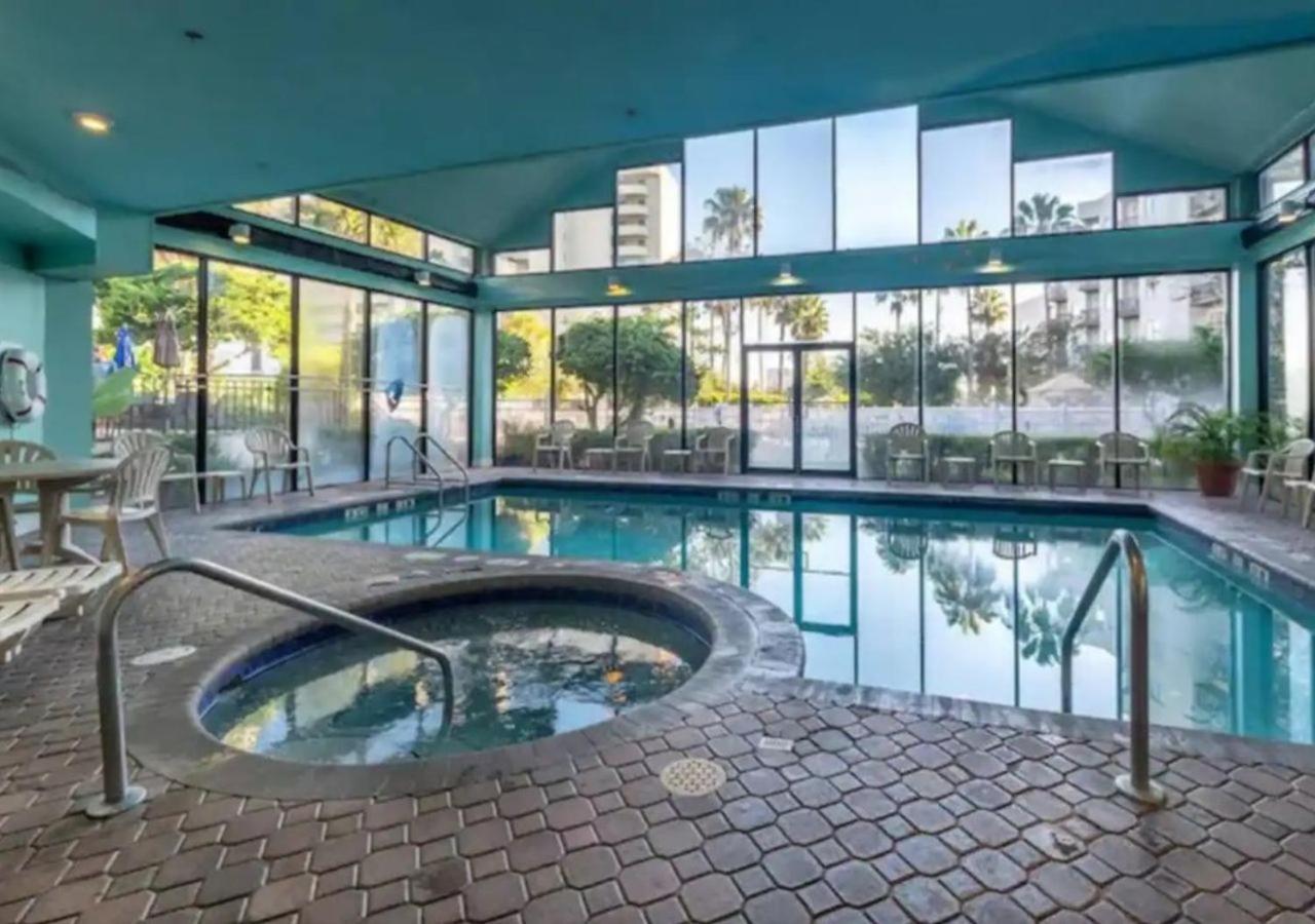 Gorgeous Spot Universal Apartment *