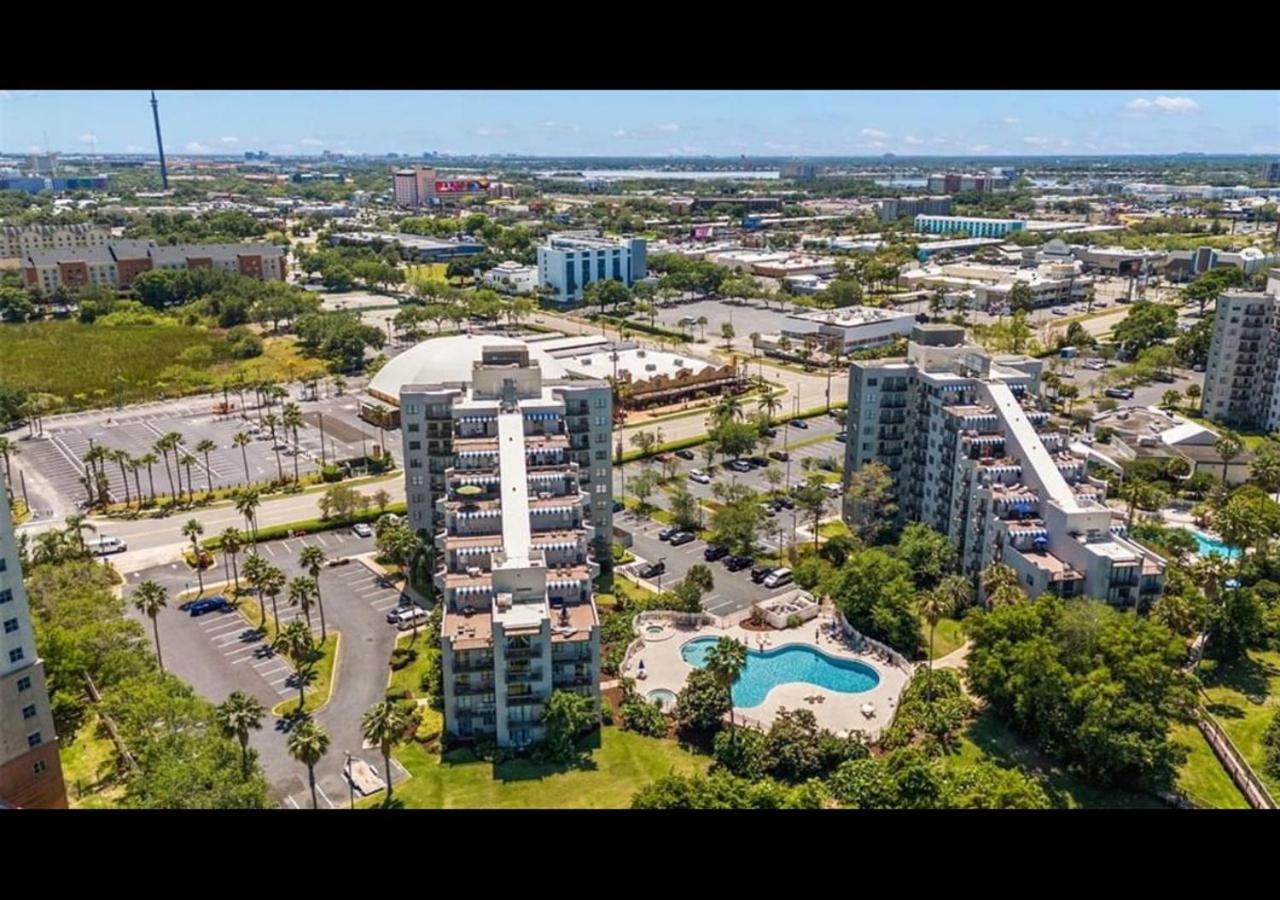 Gorgeous Spot Universal Apartment