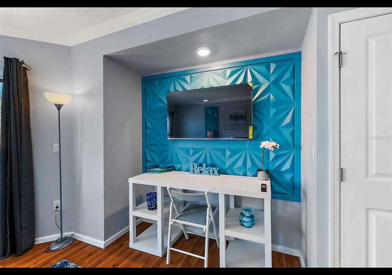 Gorgeous Spot Universal Apartment *