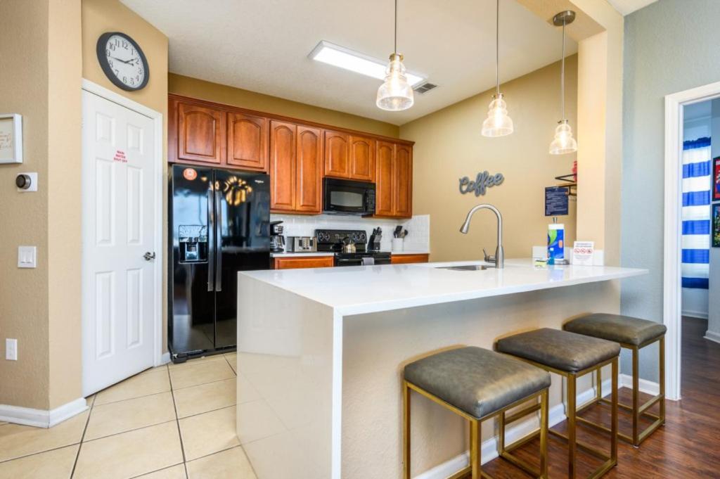Apartment Beautiful Modern Condo, Near The Parks! 3021