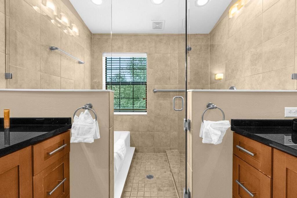 Charming 4br Family Townhouse Inside Area Holiday home *