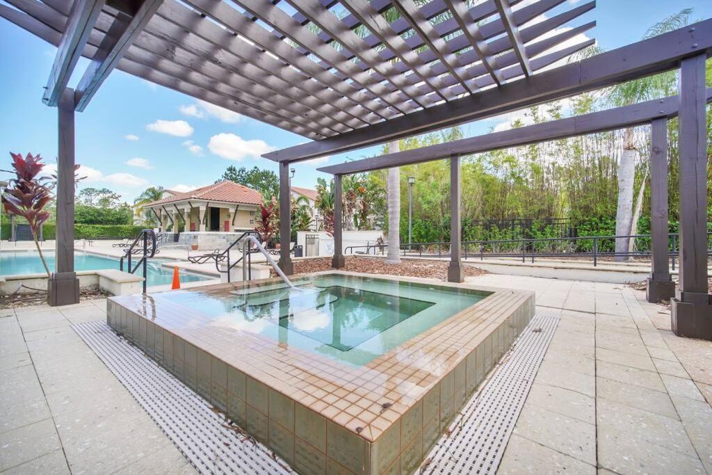 Charming 4br Family Townhouse Inside Area Holiday home