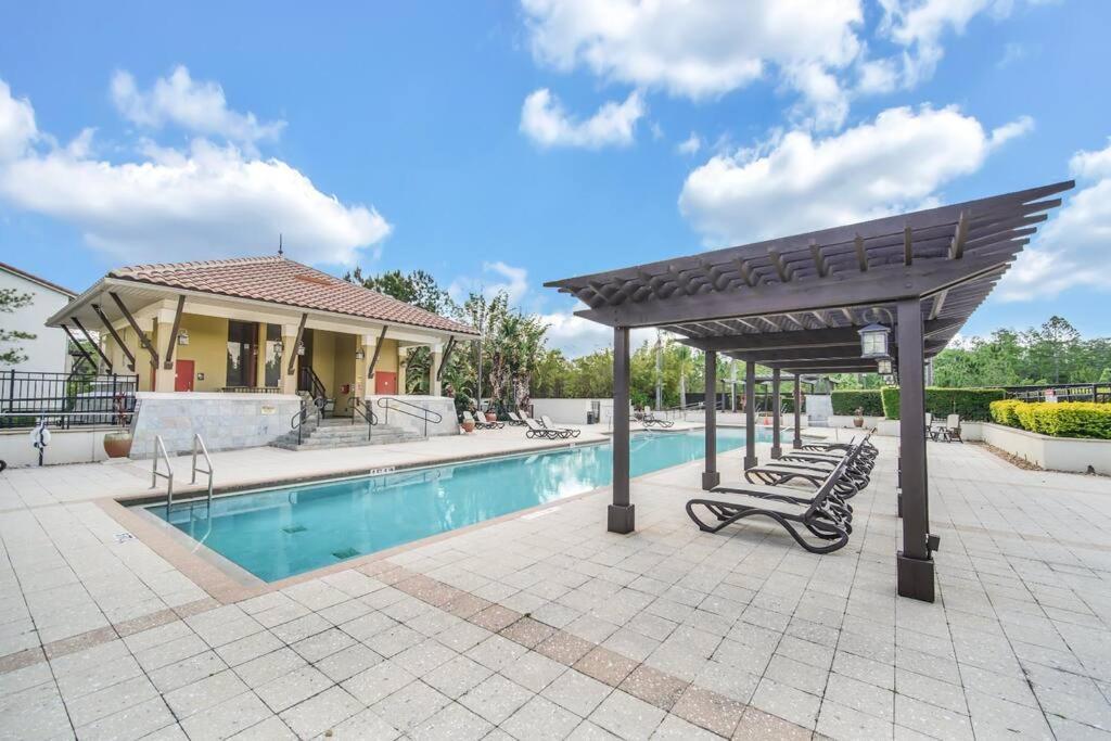 Charming 4br Family Townhouse Inside Area Orlando