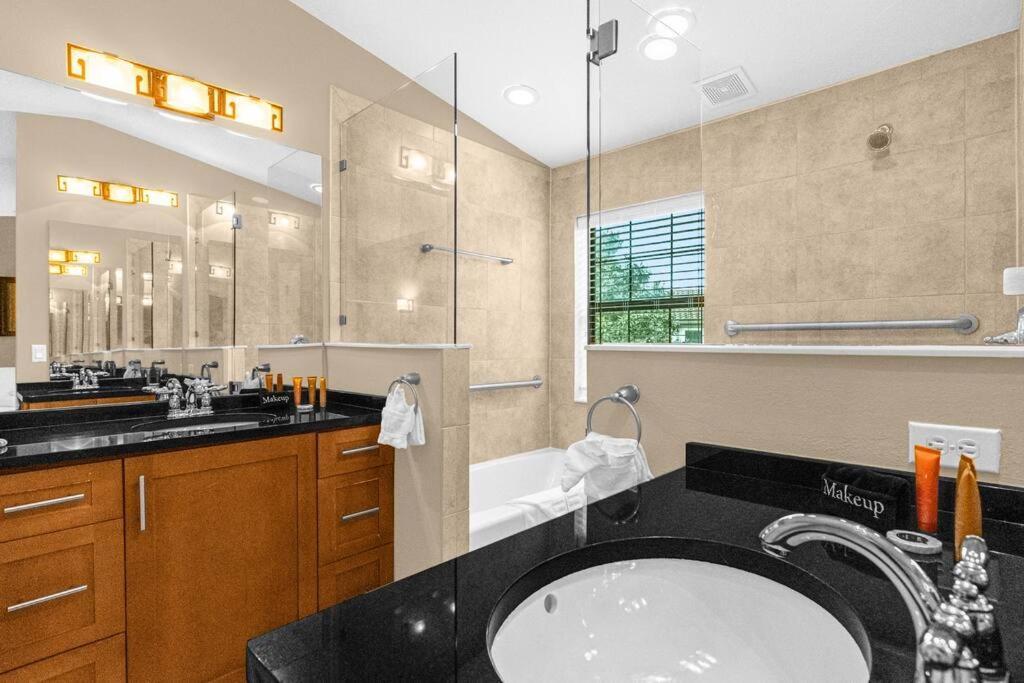 Charming 4br Family Townhouse Inside Area Holiday home Orlando