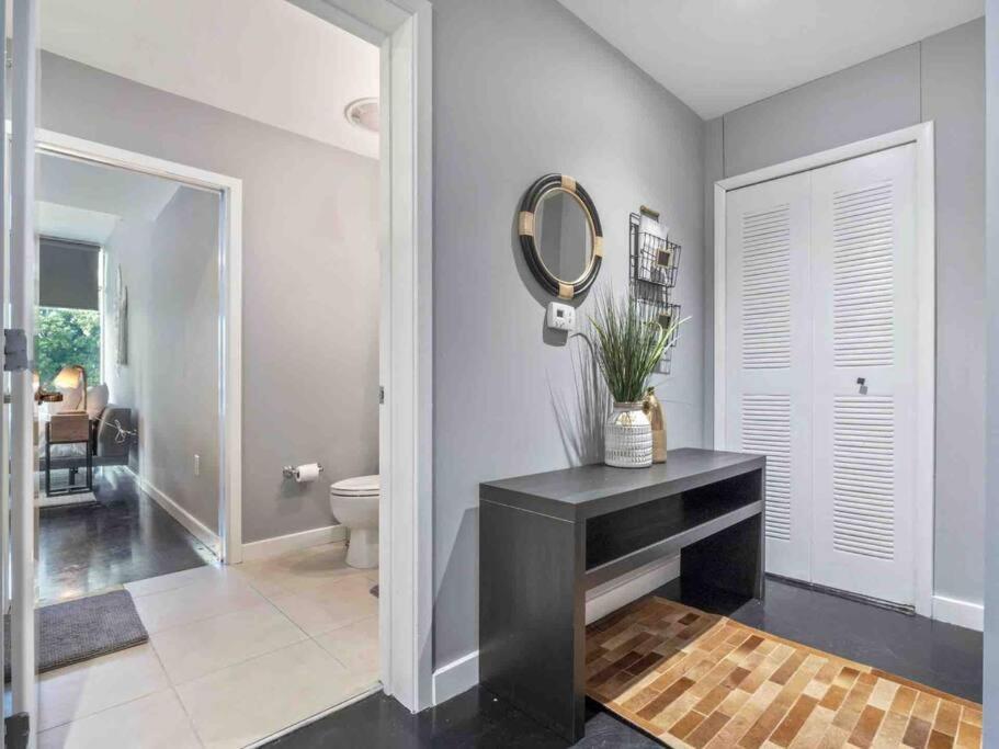 Lovely 2bdrm 2bath Thorton Park With Secure Parking