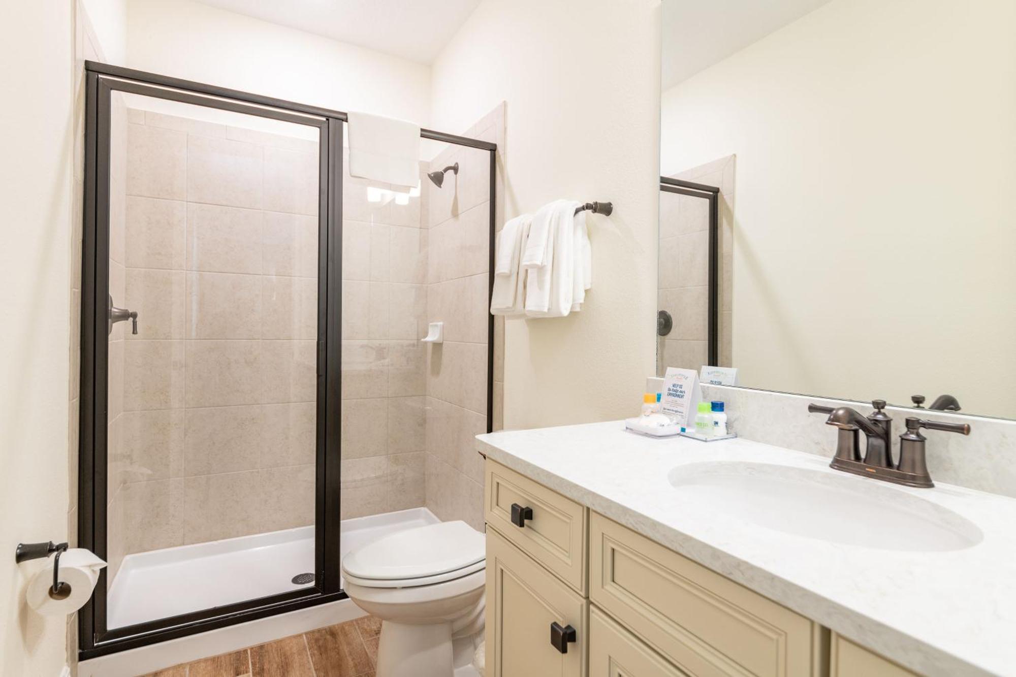 Holiday home Blissful Oasis With Private Pool Near With Margaritaville Access - 8057su *